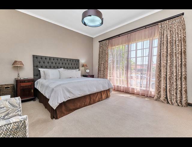 4 BEDROOM HOUSE FOR SALE IN STRUBENSVALLEI